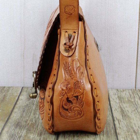 Vintage Brown Leather Hand-Carved Stitched Detail Shoulder Bag - Picture 4 of 12